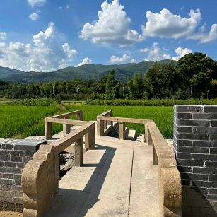 保山花岗岩仿古石材景区使用案例