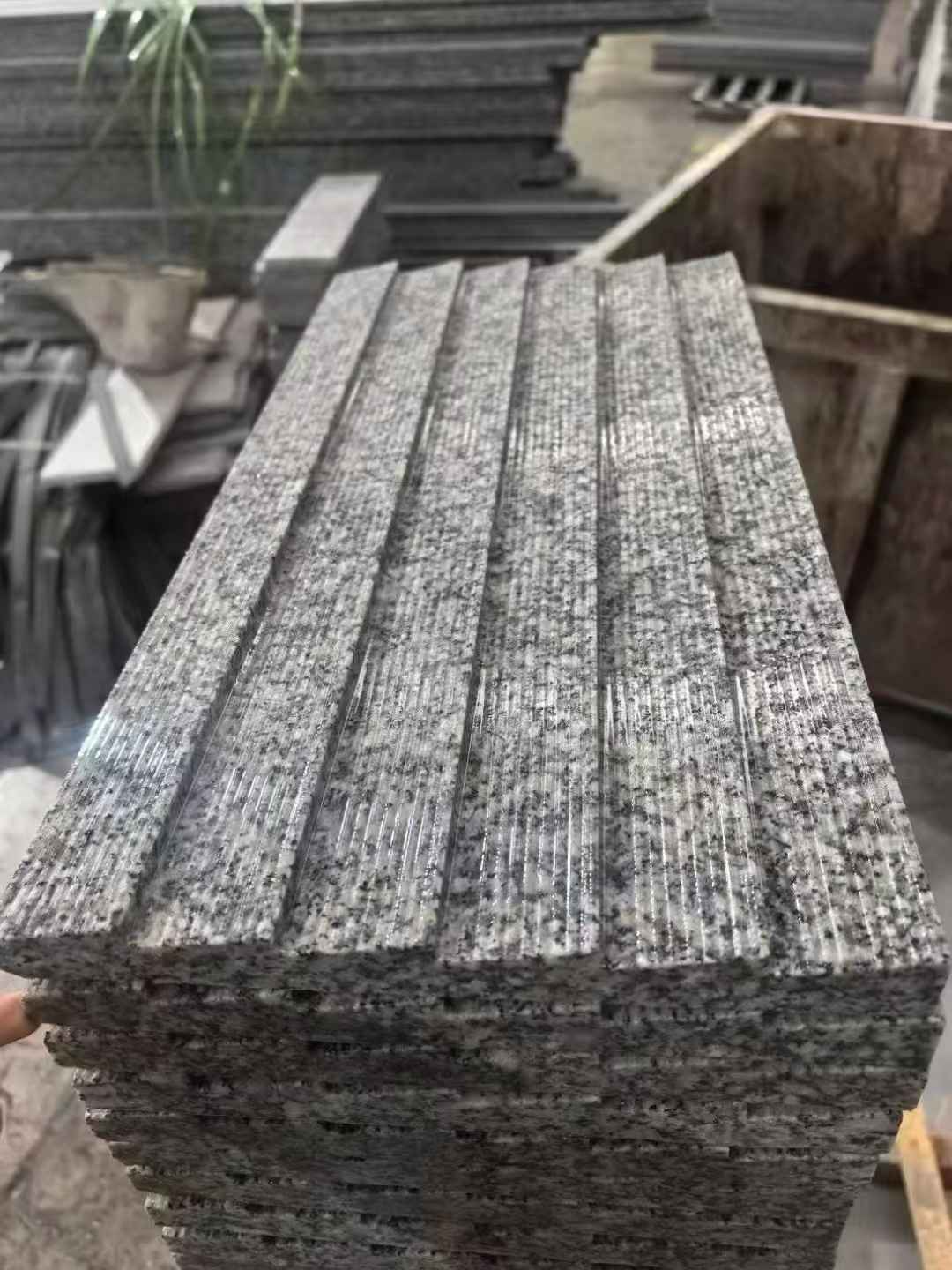 保山 狼牙石