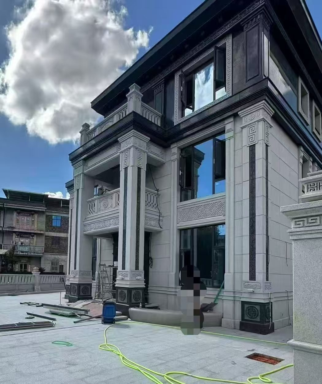 保山 别墅干挂，芝麻白与芝麻黑完美配合